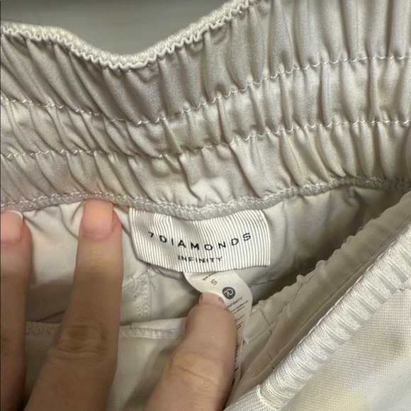 7 Diamonds Cream Jogger Pants - Picture 2 of 3